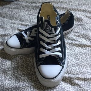 Low top Chucks!